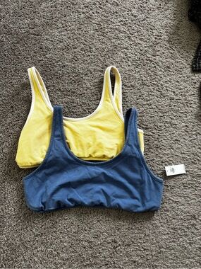 Old Navy Yellow and Blue Sports Bras - Pack of 2